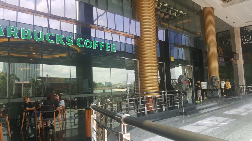 Ksl ホテル ＆ リゾート ジョホールバル エクステリア 写真 Starbucks Coffee in Bangkok